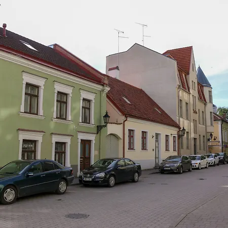 Old Town Library Deluxe, تارتو